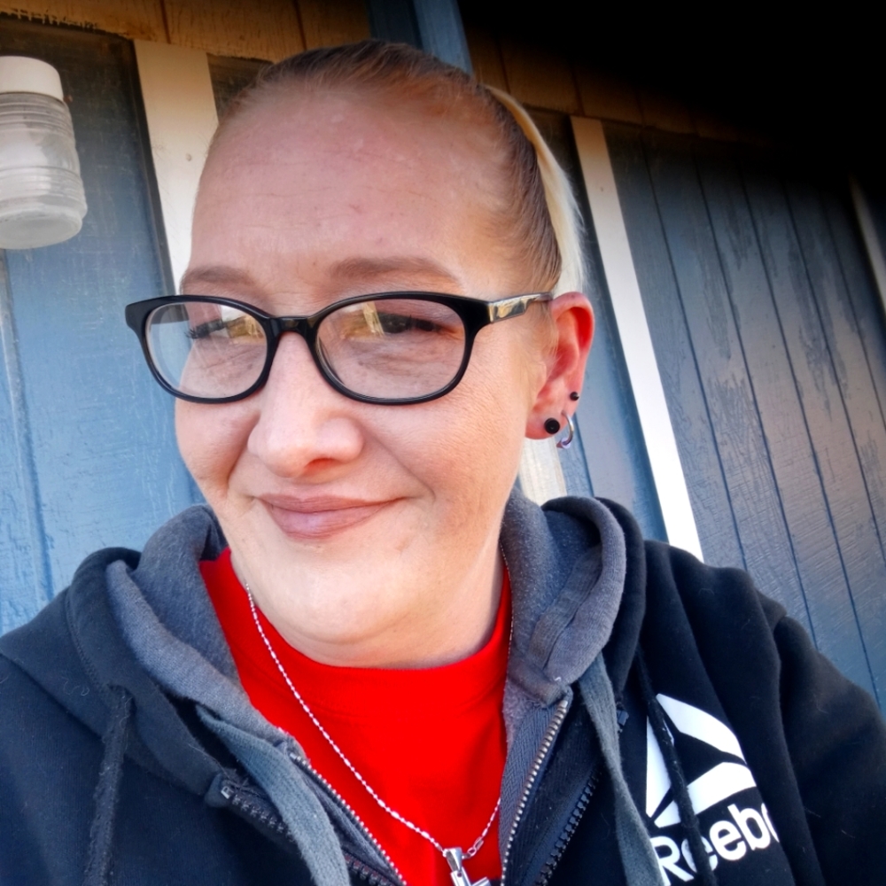 Meet your Posher, Dana